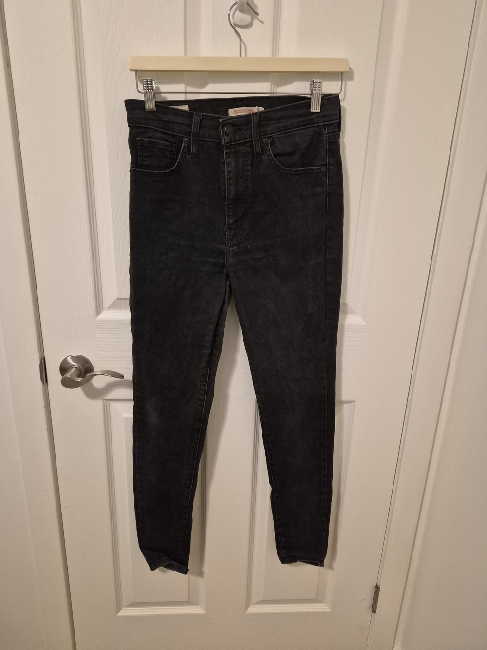 Levi's Women's Skinny Black High-Rise Jeans